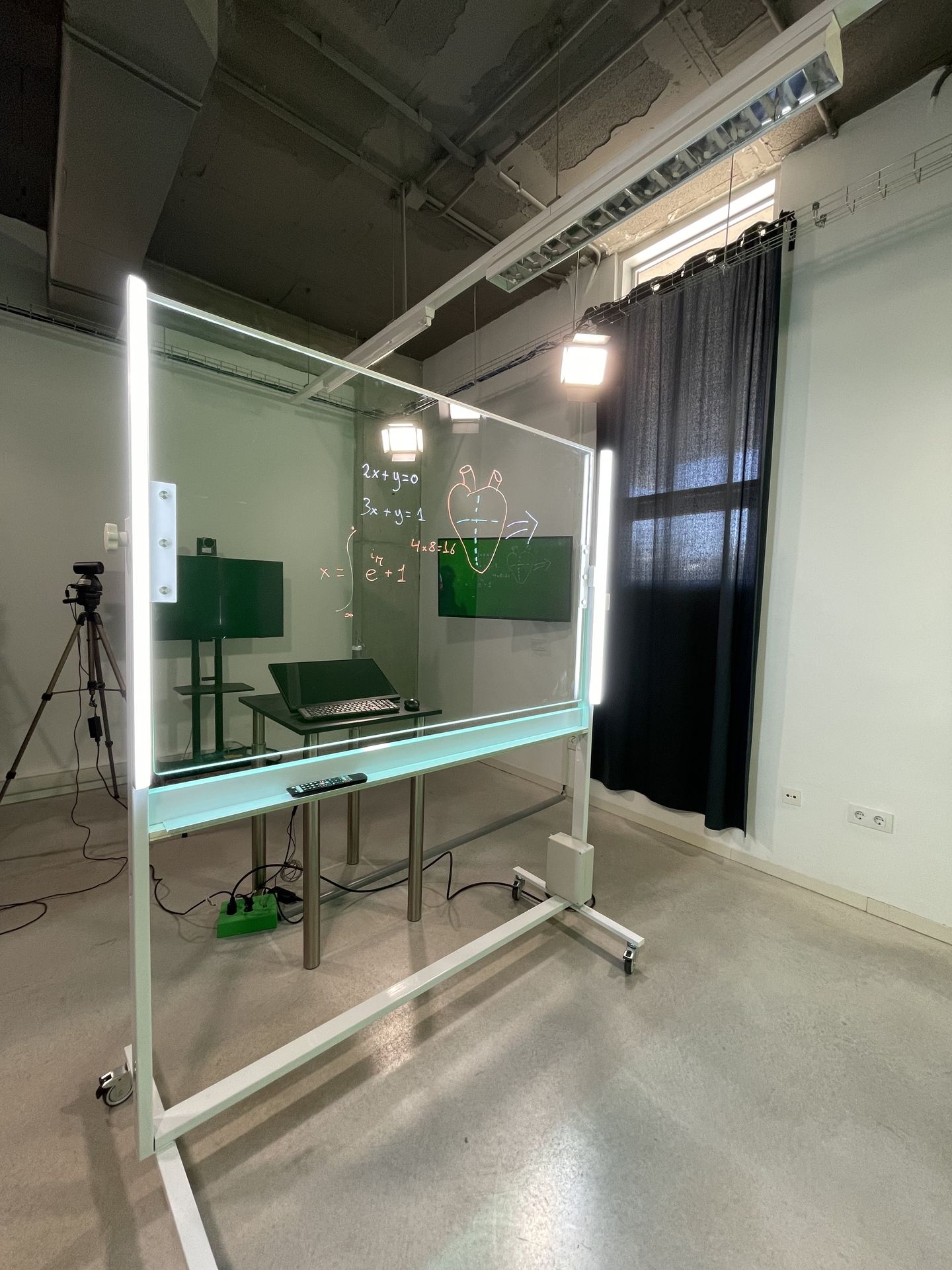 Pizarra transparente LED